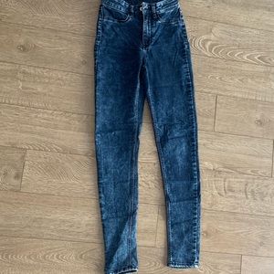 High Rise Jeans
